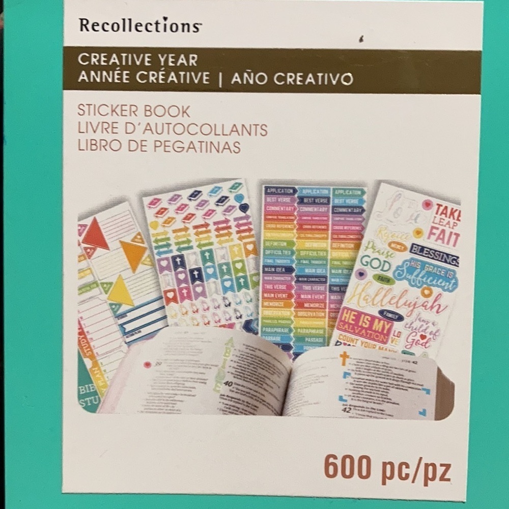 Recollections creative year sticker book 600 pc